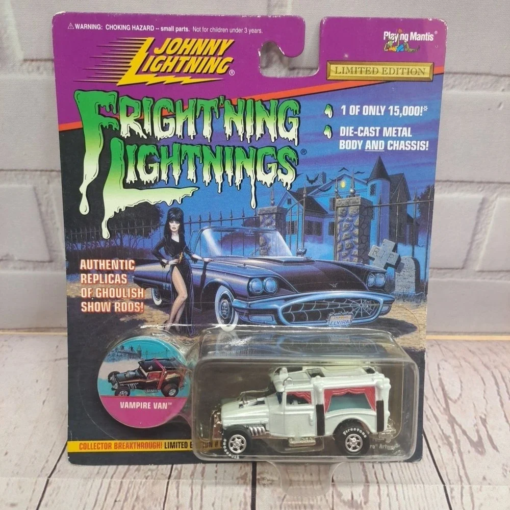 Johnny Lightning Elvira Fright'ning Lightnings Vampire Van White Series 3